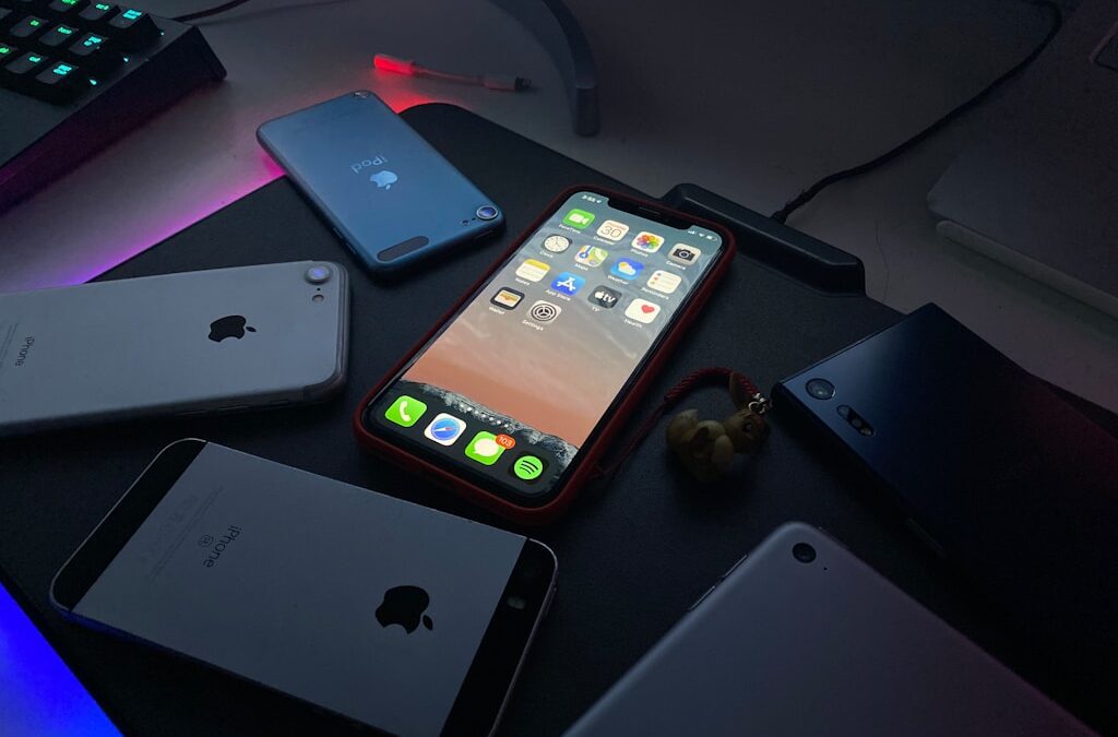 Najczęściej kupowane akcesoria GSM w 2025 roku – trendy i prognozy