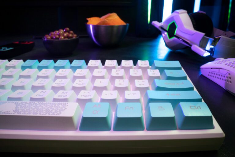Przewodnik po typach keycaps – wszystko, co musisz wiedzieć